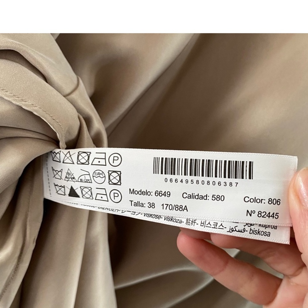NWT Massimo Dutti Cupro Camisole
Maxi Dress Slit Beige Tan - Picture 5 of 6